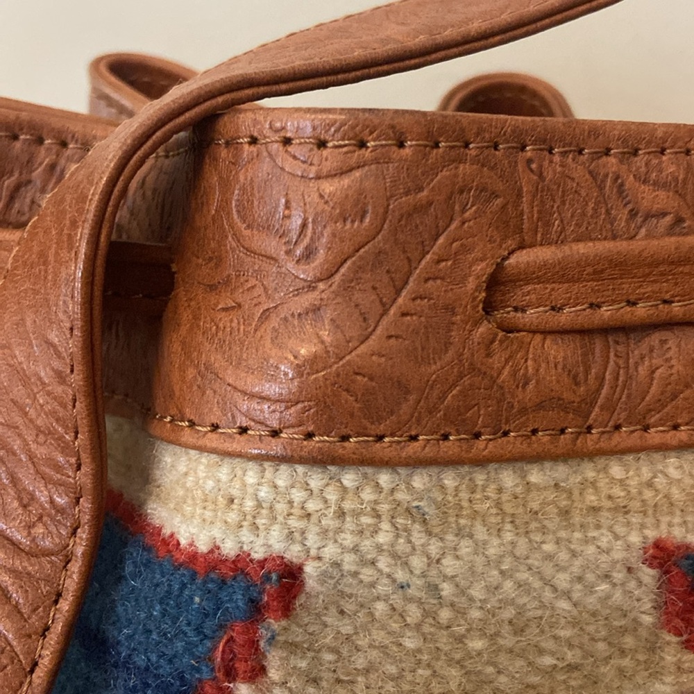 Beautiful Handmade Purse - Picture 4 of 7